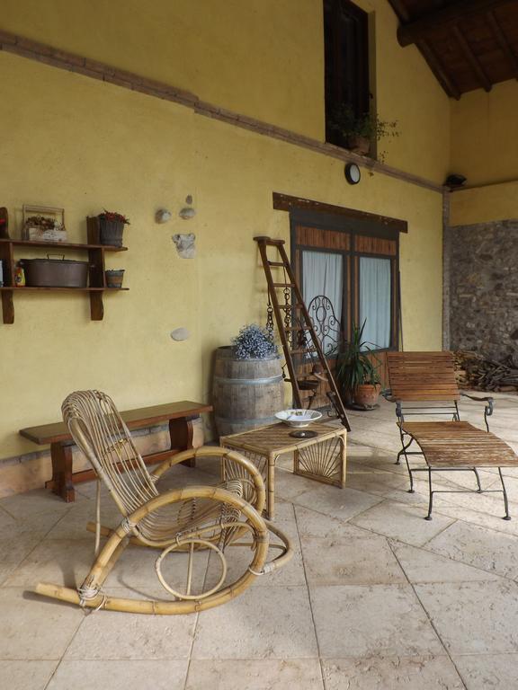 B&B Ai Tre Confini Monzambano Bagian luar foto