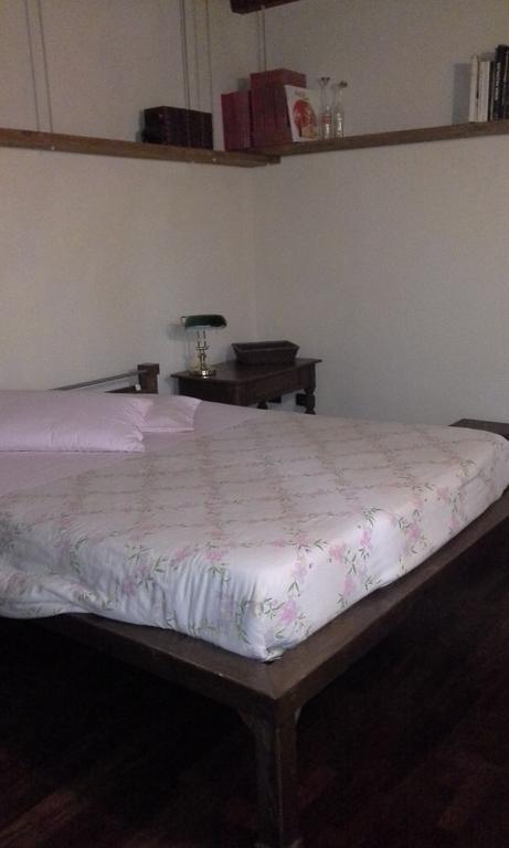 B&B Ai Tre Confini Monzambano Bagian luar foto