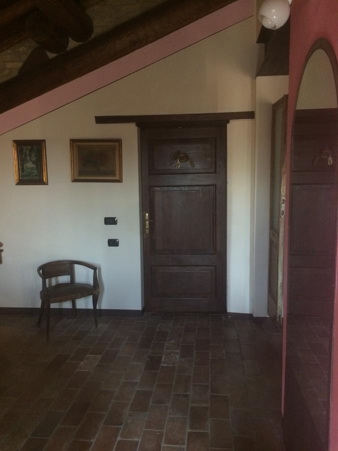 B&B Ai Tre Confini Monzambano Bagian luar foto